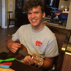 Meet your Posher, Alcie